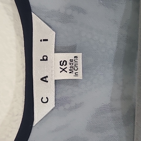 CABI Sleeveless Patterned Lightweight Blue/Gray Tunic Top, size XS - Picture 5 of 7